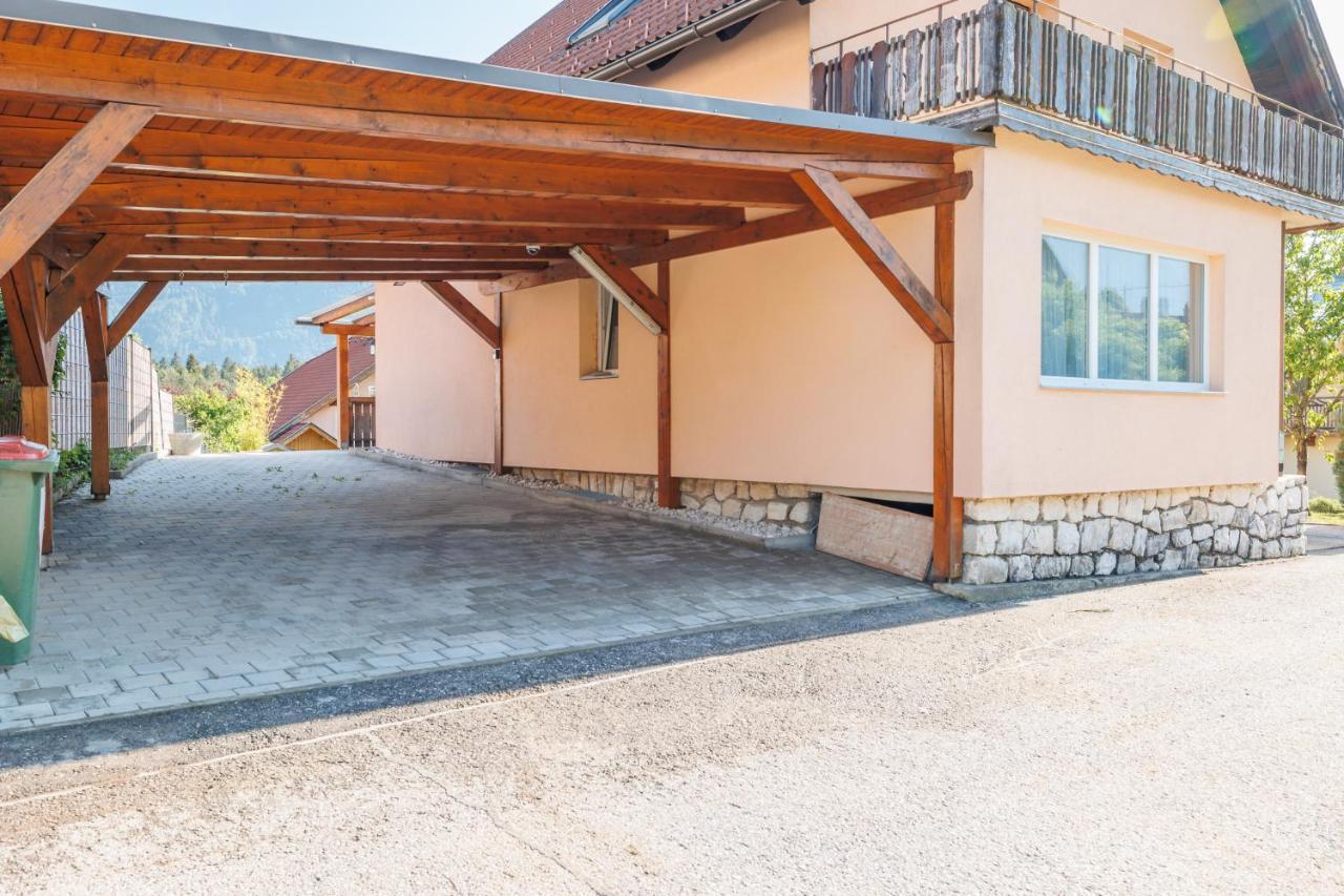 Ferienhaus Auszeit Natur Villach Exteriör bild